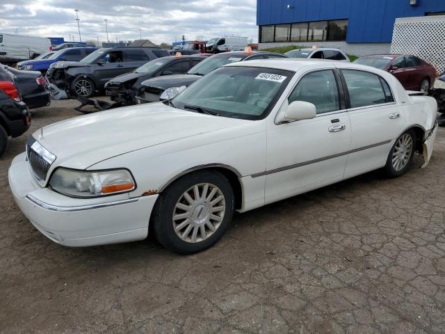 2003 Lincoln Town Car Executive