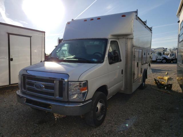 Salvage trucks for sale at Cicero, IN auction: 2014 Ford Econoline E350 Super Duty Cutaway Van