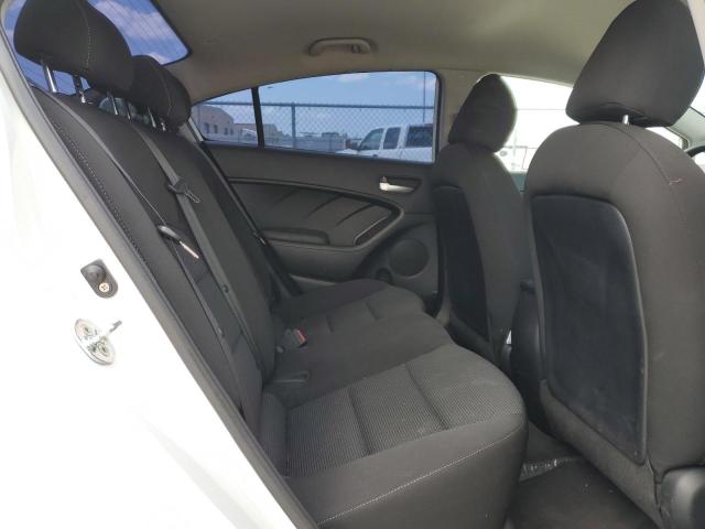 3KPFK4A76HE122503 KIA FORTE LX