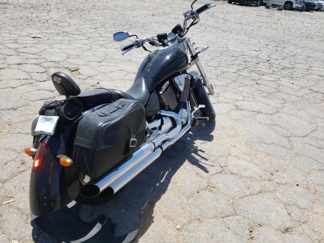 2004 VICTORY MOTORCYCLES KINGPIN CA - 5VPCB16D443004615