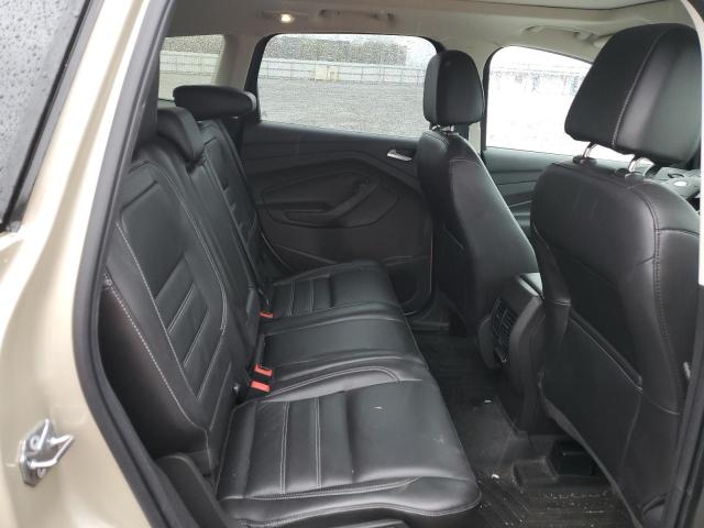 1FMCU9J96HUC27311 Ford Escape Titanium