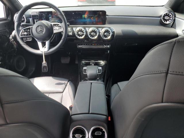 W1K3G4EB5LJ233936 Mercedes-Benz A 220