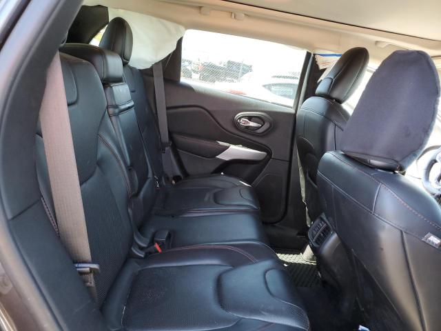 1C4PJMBS1HW582331 Jeep Cherokee Trailhawk