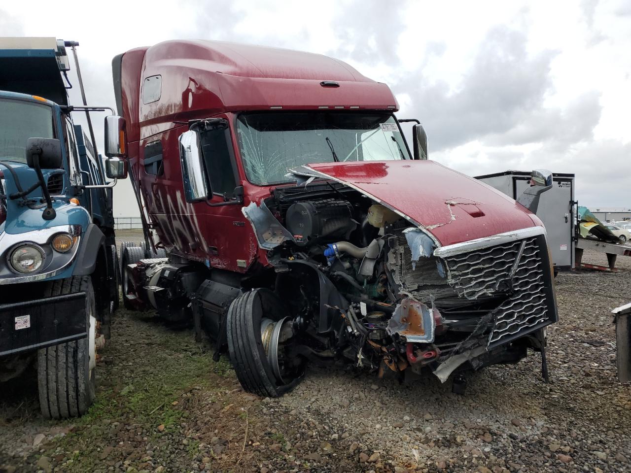 Lot #3291328158 2020 VOLVO VN VNL