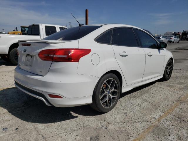 1FADP3F24GL216214 Ford FOCUS SE