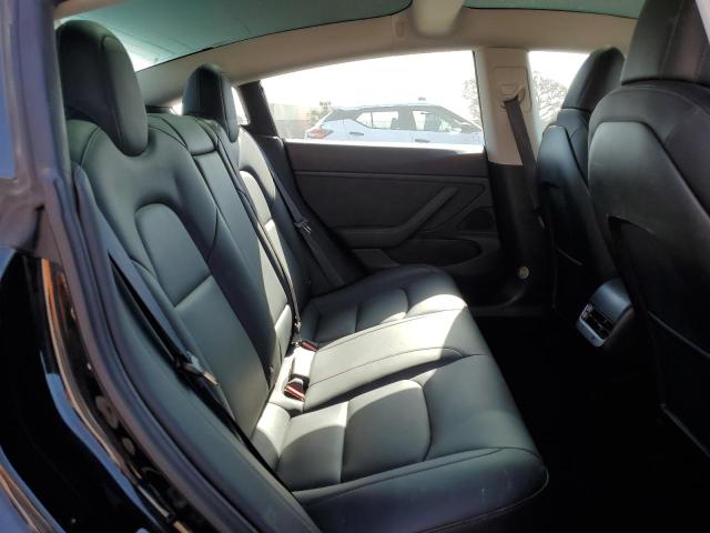 5YJ3E1EA9JF123272 Tesla MODEL 3