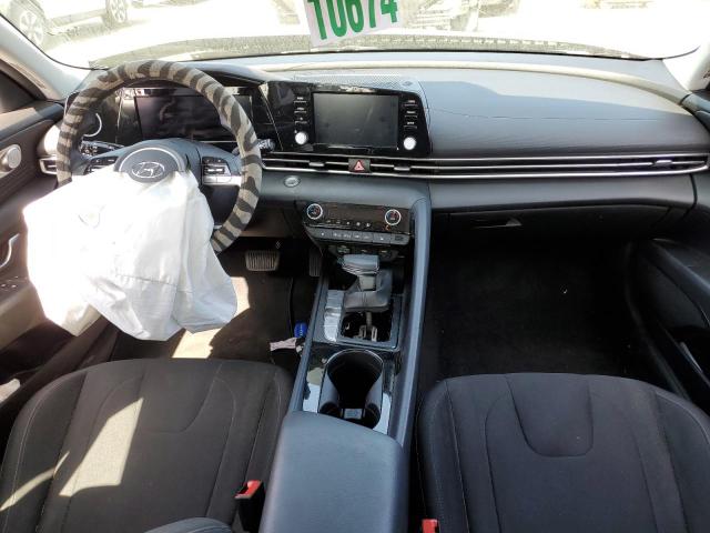 5NPLS4AG2NH078140 Hyundai ELANTRA SEL