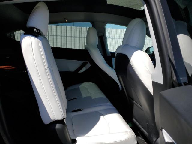 5YJYGAEE9MF158045 Tesla Model Y