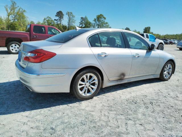 VIN KMHGC4DD1DU223829 2013 HYUNDAI GENESIS no.3