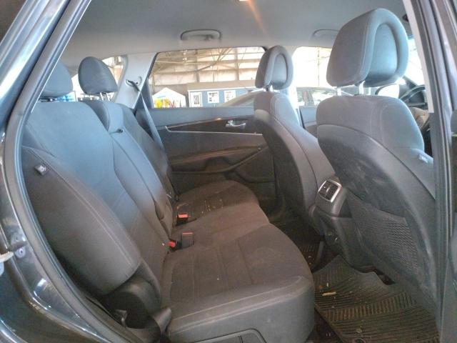 5XYPG4A33GG157018 KIA SORENTO LX