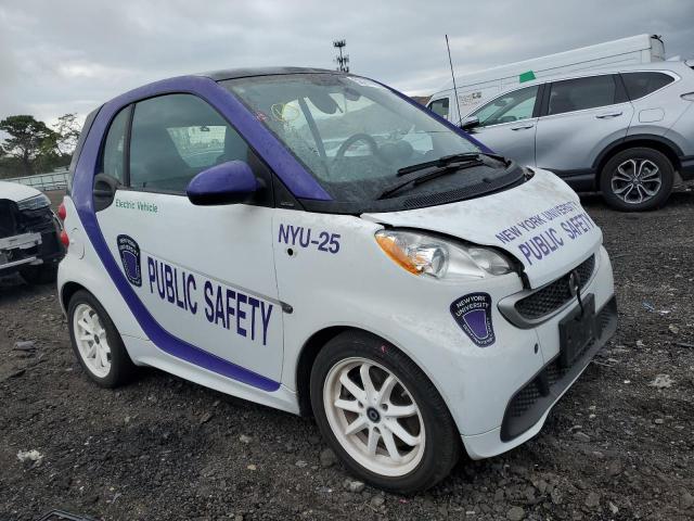 VIN WMEEJ9AA1DK697432 2013 Smart Fortwo no.4