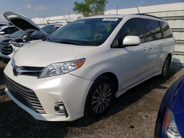 2019 Toyota Sienna XLE