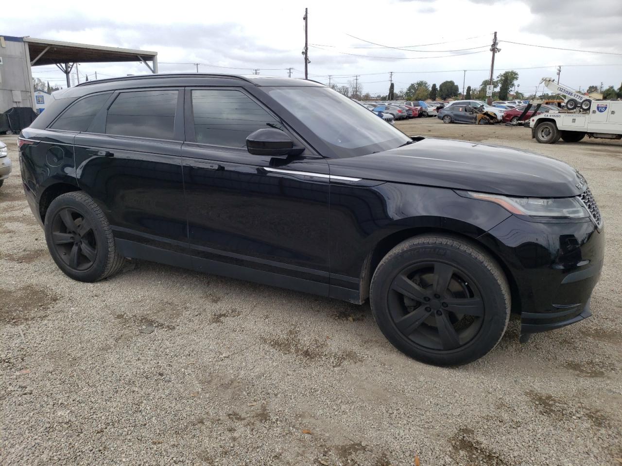 2018 Land Rover Range Rover Velar S vin: SALYB2RN9JA731487