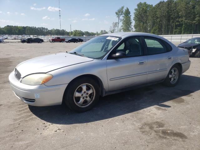 2005 Ford Taurus SE