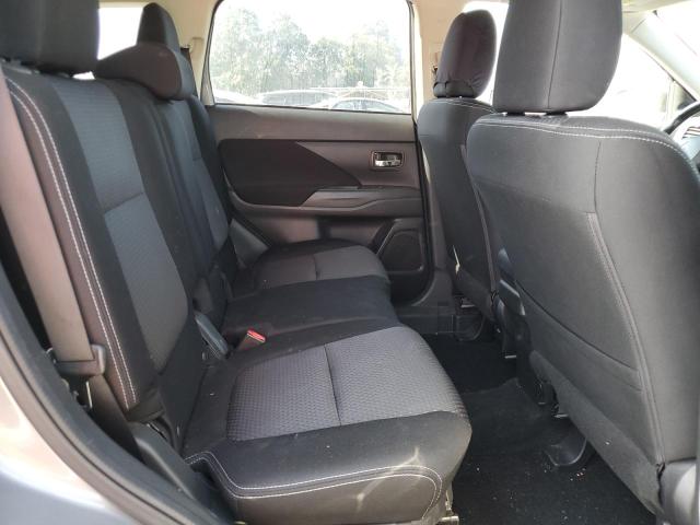 JA4AD2A33HZ069716 Mitsubishi Outlander Es