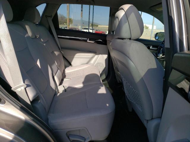 5XYKTCA61FG572525 KIA SORENTO LX