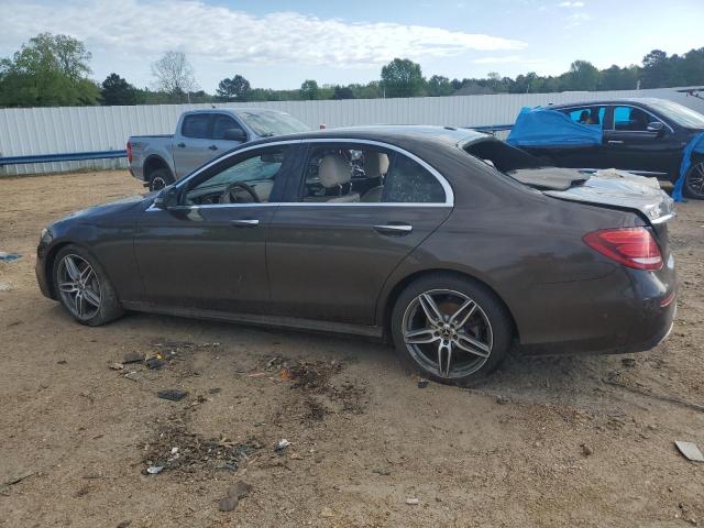 WDDZF4JBXJA486346 Mercedes-Benz E 300