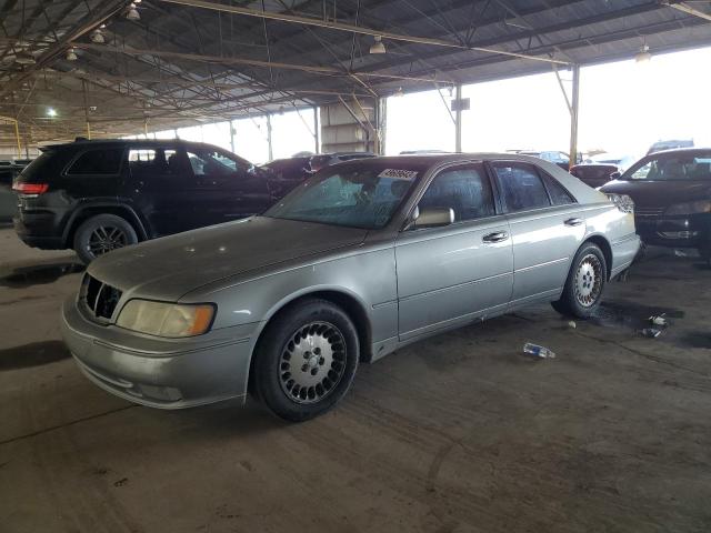 2001 INFINITI Q45 Base