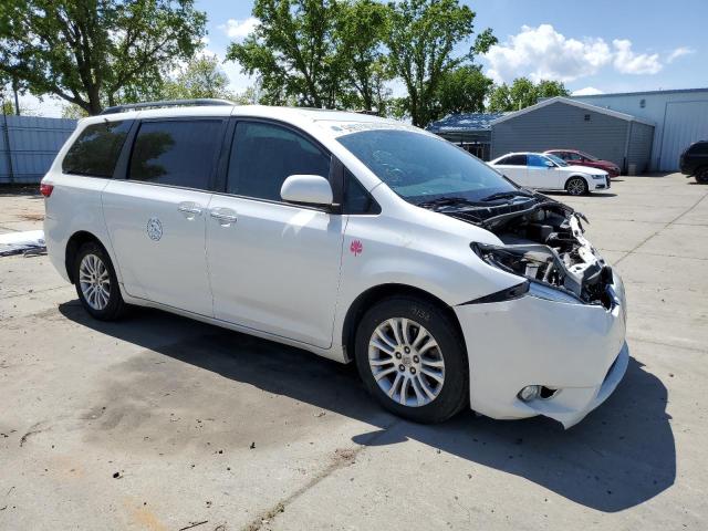 5TDYK3DC1FS658953 2015 TOYOTA SIENNA, photo no. 4