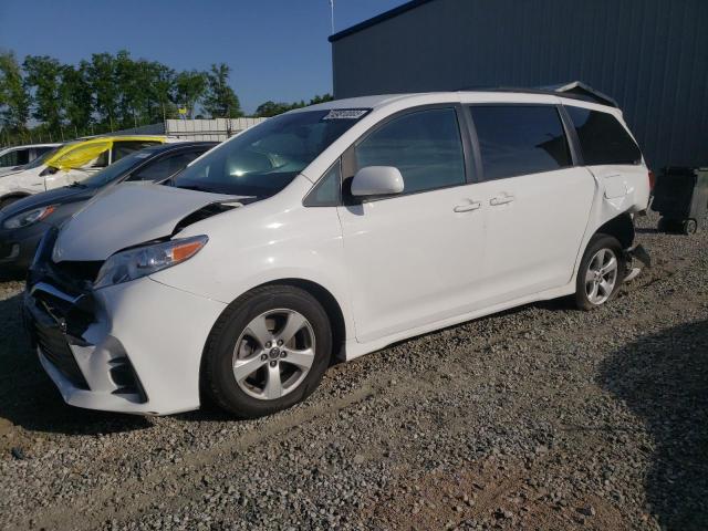 2019 Toyota Sienna LE