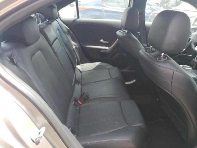WDD3G4EBXKW026668 Mercedes-Benz A 220