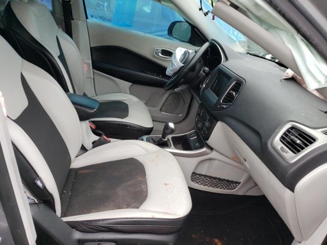 3C4NJCBB4KT833132 Jeep Compass Latitude