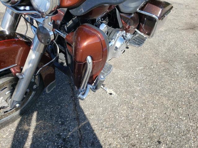 2011 HARLEY-DAVIDSON FLHTK - 1HD1KEM1XBB626403