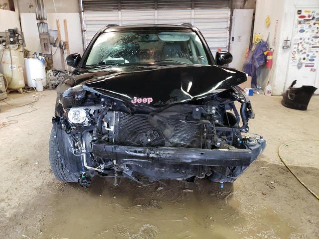 1C4NJDEB0HD163742 Jeep Compass Latitude