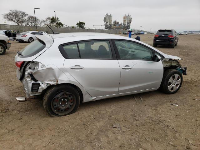 KNAFK5A89G5593695 KIA FORTE LX