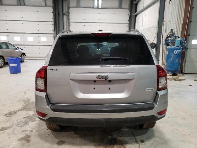 1C4NJCEAXGD704795 Jeep Compass Latitude