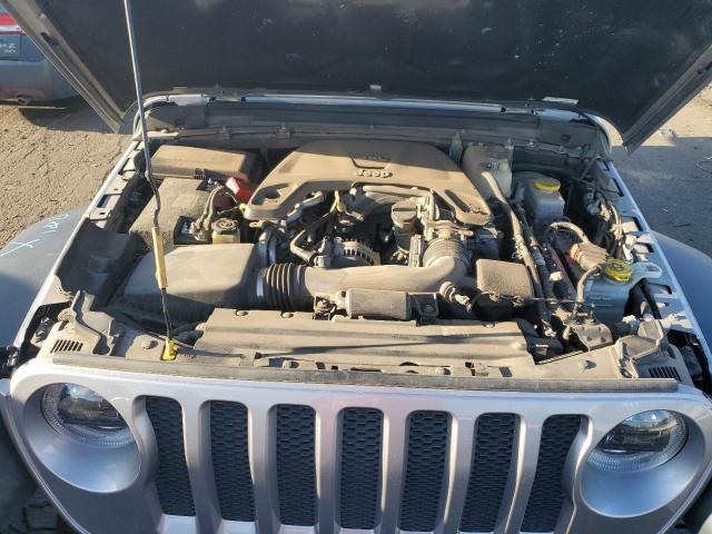 1C4HJXDG2JW126472 Jeep Wrangler Unlimited Sport