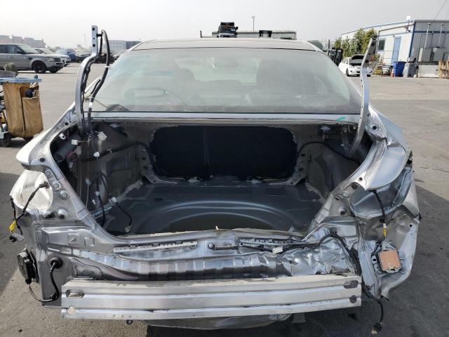 2018 TOYOTA CAMRY 4D 2 - 4T1B11HK5JU091581