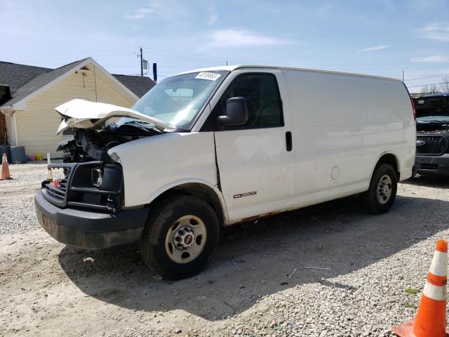 Salvage cars for sale from Copart Northfield, OH: 2005 GMC Savana G3500