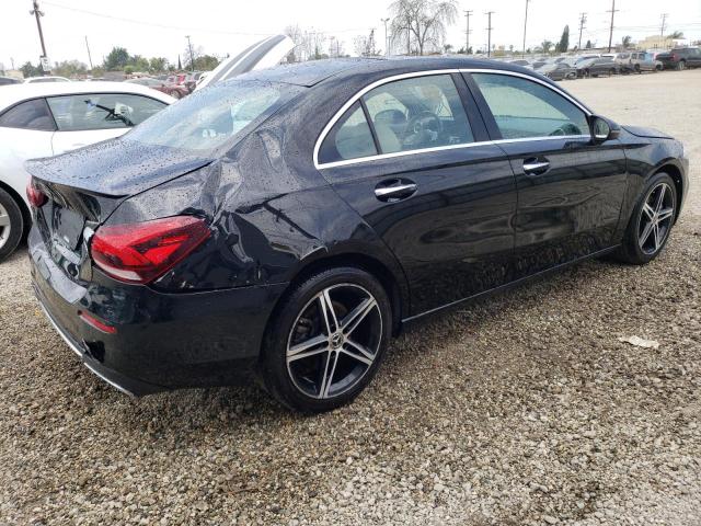 WDD3G4EB3KW010599 Mercedes-Benz A 220
