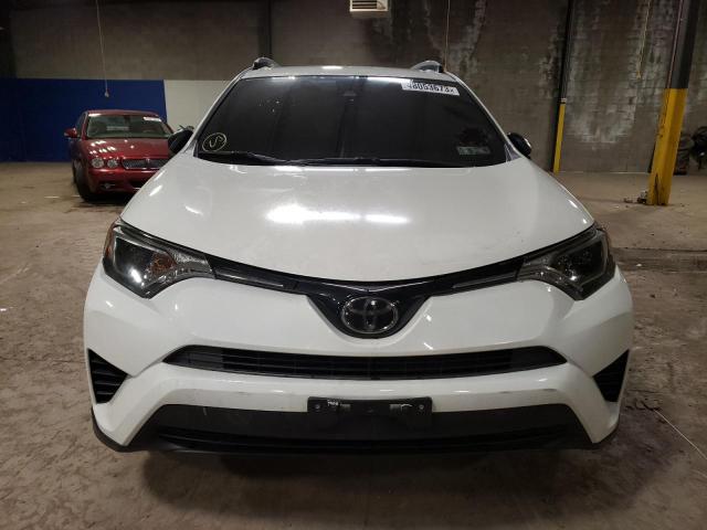 JTMBFREV0JJ218385 | 2018 TOYOTA RAV4 LE