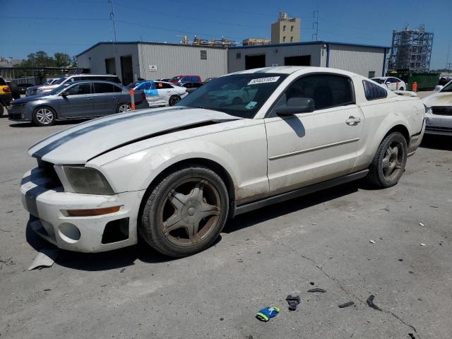 2005 Ford Mustang 