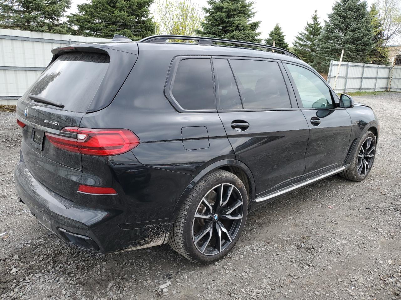 5UXCW2C01N9M67643 2022 BMW X7 xDrive40I