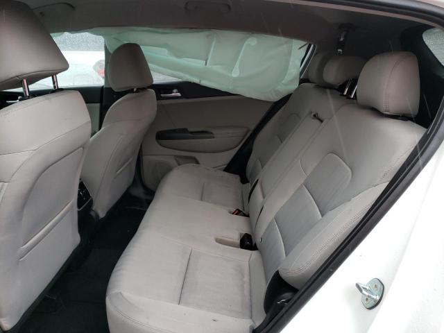 KNDPMCAC0M7895810 KIA Sportage Lx
