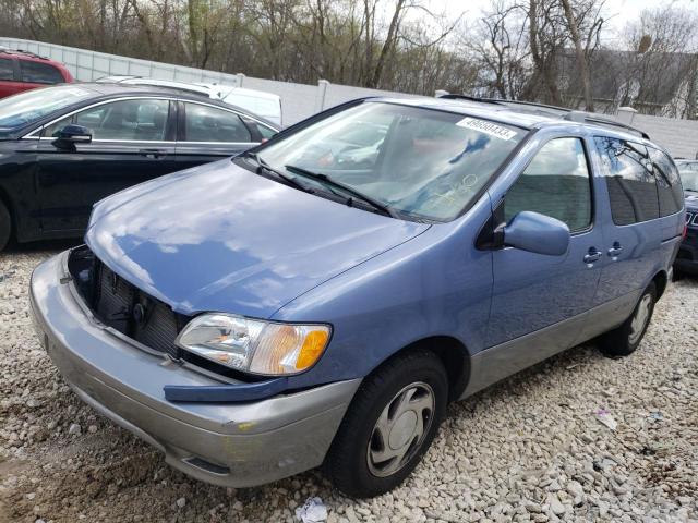 2001 Toyota Sienna LE