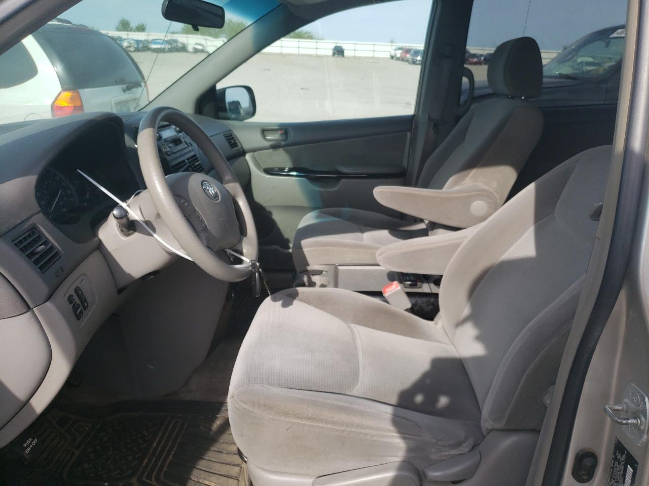 5tdza23c15s255444 5TDZA23C15S255444 2005 Toyota Sienna Ce