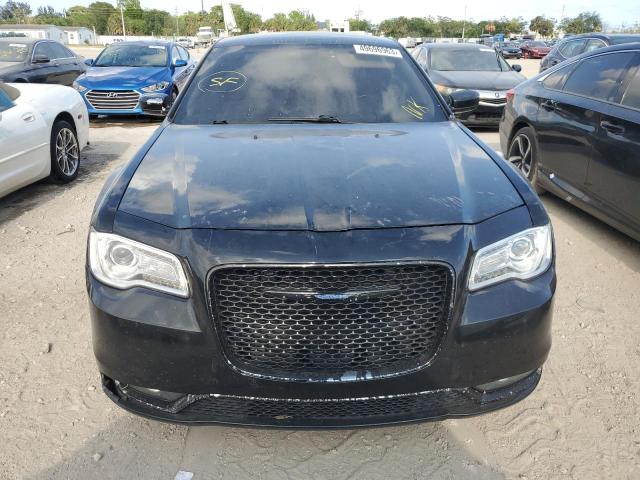 VIN 2C3CCAKG1JH165335 2018 CHRYSLER 300 no.5