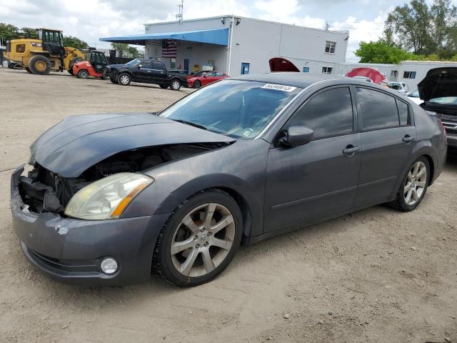 2005 Nissan Maxima SE