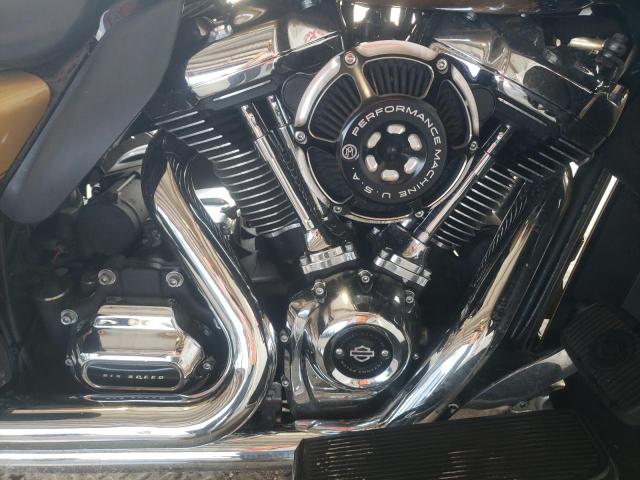2017 HARLEY-DAVIDSON FLTRU - 1HD1KGD10HB602969