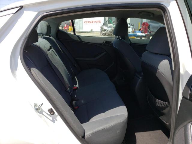 KNAGM4A77F5556210 KIA Optima Lx