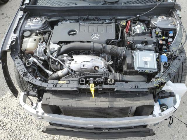 W1N4M4HB6MW090334 Mercedes-Benz Glb 250 4matic