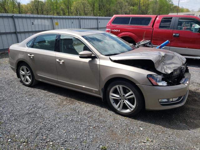 2015 VOLKSWAGEN PASSAT SEL - 1VWCV7A38FC078322