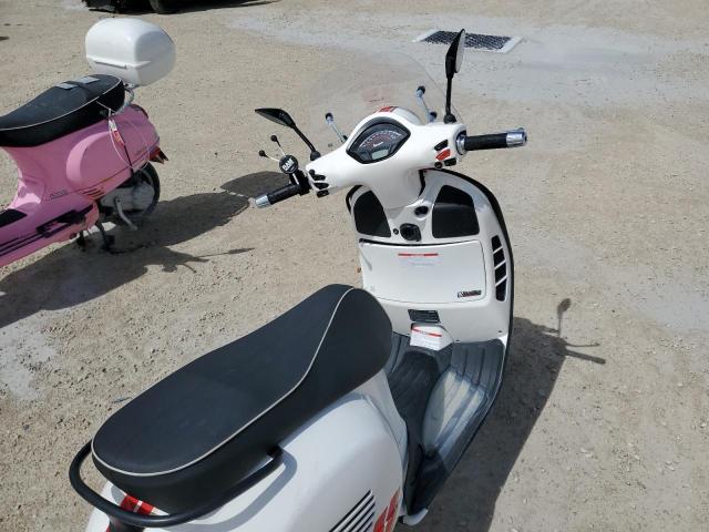 2021 VESPA GTS 300 ZAPMA39M9M5201229