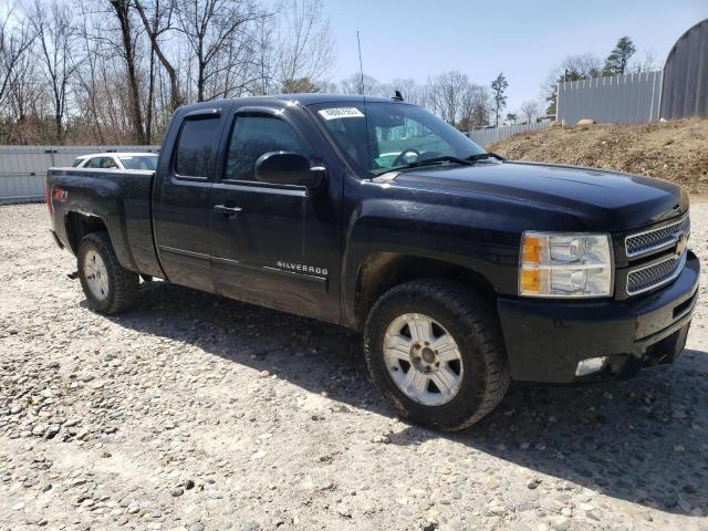  CHEVROLET SILVERADO 2013 Чорний