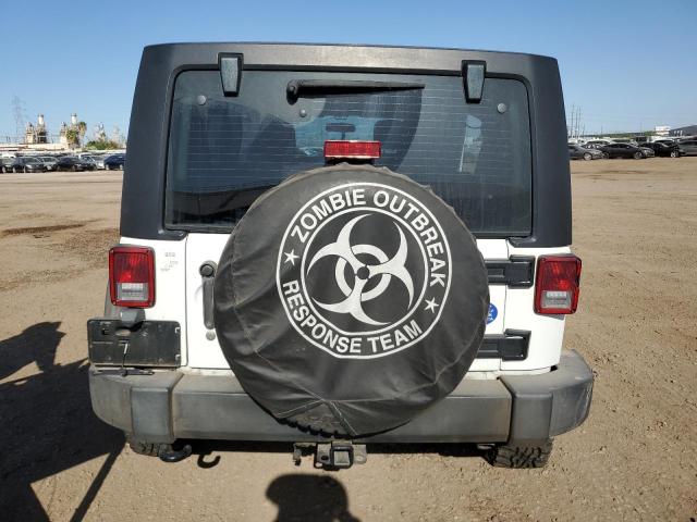 1C4BJWDG8GL204909 Jeep Wrangler Unlimited Sport