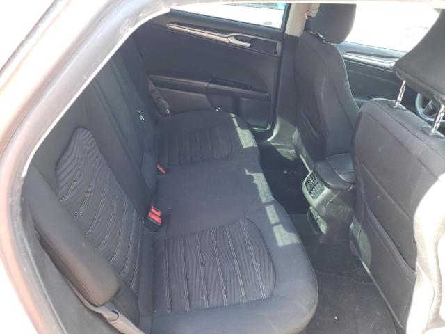 3FA6P0HD3GR281997 Ford FUSION SE